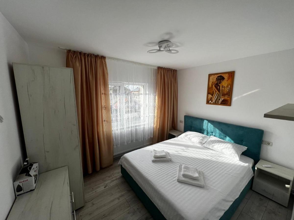 Cozy Urban Accommodation In Beautiful Сучава Экстерьер фото